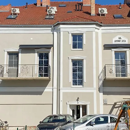 Apartment Kastely Vendeghaz *